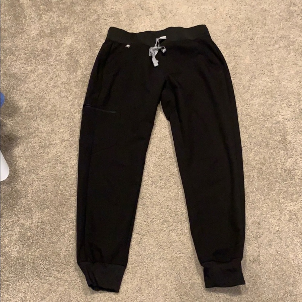 FIGS Zamora joggers